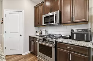 1369 Endicott Ct, Cumming, GA 30041 - Photo 7