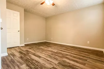 2745 Highland Ridge NW, Kennesaw, GA 30152 - Photo 5
