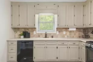 271 Deidra Dr SE, Mableton, GA 30126 - Photo 13