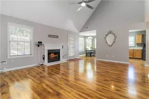 5970 Raventree Ct, Atlanta, GA 30349 - Photo 9