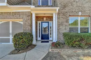 522 Suwanee Oaks Dr, Suwanee, GA 30024 - Photo 3