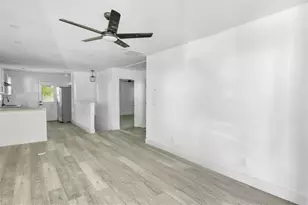 2256 Carey Dr SE, Atlanta, GA 30315 - Photo 3