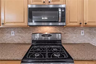 230 Albrighton Ct, Suwanee, GA 30024 - Photo 17
