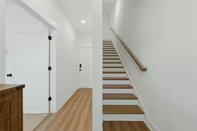 104 Mission Way SE, Atlanta, GA 30315 - Photo 3