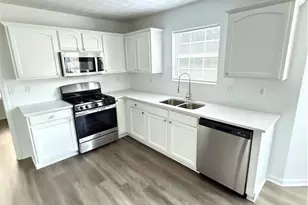 970 Harbins View Dr, Dacula, GA 30019 - Photo 5