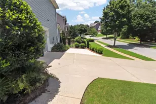 7423 Fireside Ln, Flowery Branch, GA 30542 - Photo 15