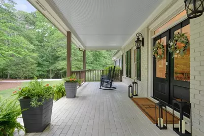 1385 Keans Court, Roswell, GA 30075 - Photo 5