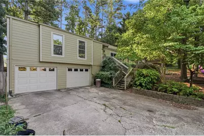 3162 Bluff Road, Marietta, GA 30062 - Photo 3