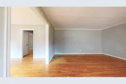 1674 Beacon Hill Boulevard, Atlanta, GA 30329 - Photo 19