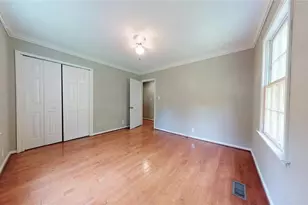 1674 Beacon Hill Blvd, Atlanta, GA 30329 - Photo 11
