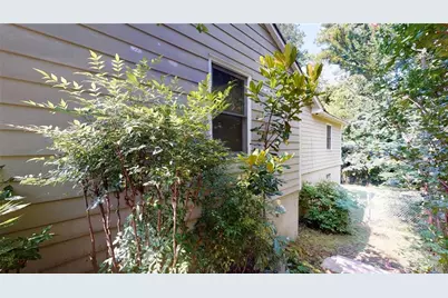 1674 Beacon Hill Boulevard, Atlanta, GA 30329 - Photo 23