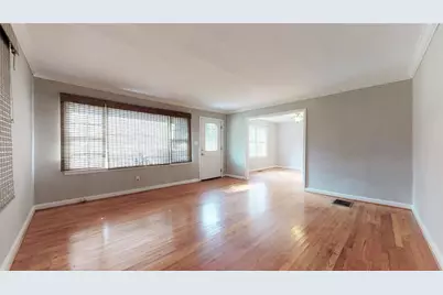 1674 Beacon Hill Boulevard, Atlanta, GA 30329 - Photo 3