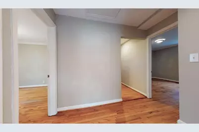 1674 Beacon Hill Boulevard, Atlanta, GA 30329 - Photo 35