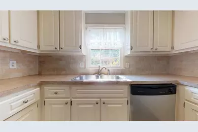 1674 Beacon Hill Boulevard, Atlanta, GA 30329 - Photo 33