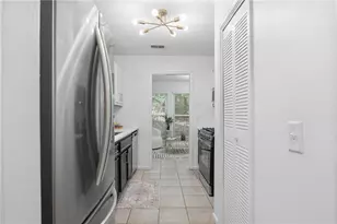 4013 Lake Pointe Cir, Roswell, GA 30075 - Photo 7
