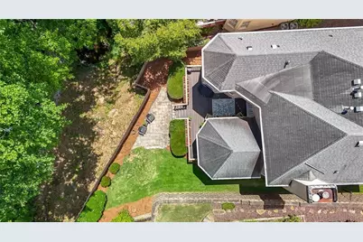 1056 Shady Valley Pl NE, Atlanta, GA 30324 - Photo 47