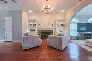 1056 Shady Valley Pl NE, Atlanta, GA 30324 - Photo 5