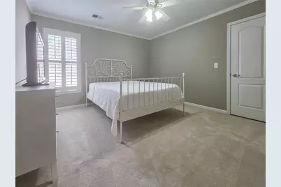 1056 Shady Valley Pl NE, Atlanta, GA 30324 - Photo 25