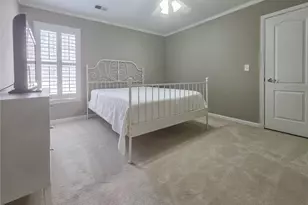 1056 Shady Valley Pl NE, Atlanta, GA 30324 - Photo 25