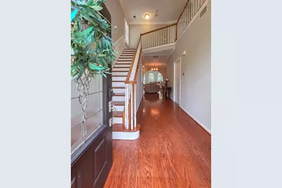 1056 Shady Valley Pl NE, Atlanta, GA 30324 - Photo 13