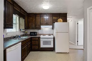 3370 Ridgecrest Dr, Powder Springs, GA 30127 - Photo 13