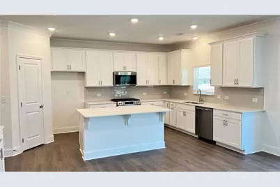 2720 Westgate Park Drive, Loganville, GA 30052 - Photo 7