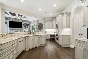 2830 Manor Bridge Dr, Alpharetta, GA 30004 - Photo 15