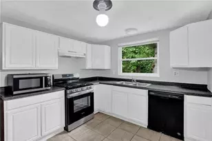 1885 Corduroy Ct, Lithonia, GA 30058 - Photo 13