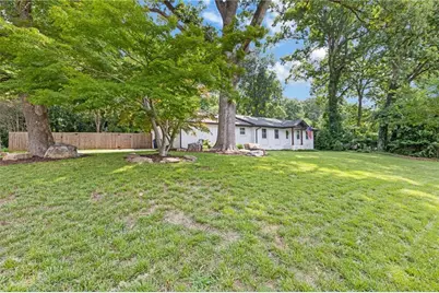 2165 Lower Roswell Road, Marietta, GA 30068 - Photo 3