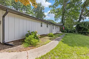 2165 Lower Roswell Rd, Marietta, GA 30068 - Photo 5