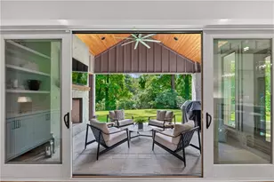 135 Mayfield Cir, Alpharetta, GA 30009 - Photo 3
