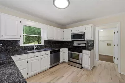 3230 Mary Drive, Marietta, GA 30066 - Photo 13