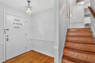 6885 Heathfield Dr, Atlanta, GA 30328 - Photo 5