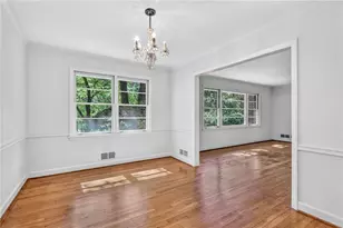 6885 Heathfield Dr, Atlanta, GA 30328 - Photo 9