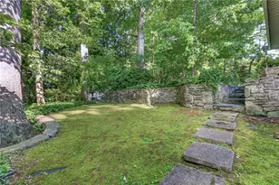 6885 Heathfield Dr, Atlanta, GA 30328 - Photo 43