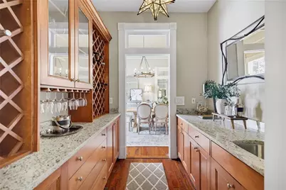 10685 Parsons Road, Johns Creek, GA 30097 - Photo 9