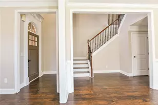 407 Arbor Ln, Loganville, GA 30052 - Photo 5