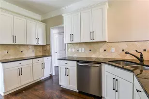 407 Arbor Ln, Loganville, GA 30052 - Photo 17