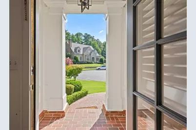 2797 Payton Oaks Drive NE, Atlanta, GA 30345 - Photo 3