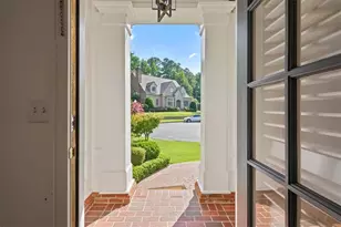 2797 Payton Oaks Dr NE, Atlanta, GA 30345 - Photo 3