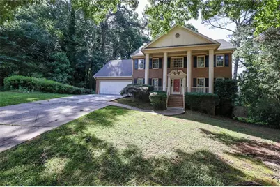 4128 Mayflower Court, Lilburn, GA 30047 - Photo 3