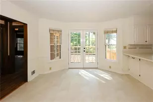 4128 Mayflower Ct, Lilburn, GA 30047 - Photo 13