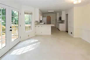 4128 Mayflower Ct, Lilburn, GA 30047 - Photo 15