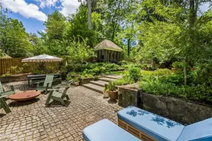 2060 Cottage Ln NW, Atlanta, GA 30318 - Photo 37