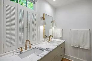 2060 Cottage Ln NW, Atlanta, GA 30318 - Photo 25