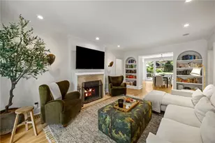 2060 Cottage Ln NW, Atlanta, GA 30318 - Photo 3