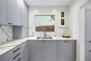 2060 Cottage Ln NW, Atlanta, GA 30318 - Photo 19