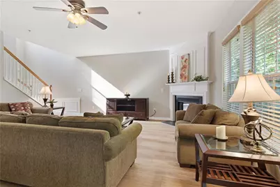 120 Regent Place, Woodstock, GA 30188 - Photo 5