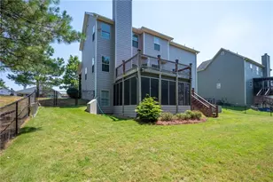 722 Riverside Dr NW, Calhoun, GA 30701 - Photo 3