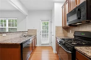 736 Pecan Knoll Dr, Marietta, GA 30008 - Photo 9